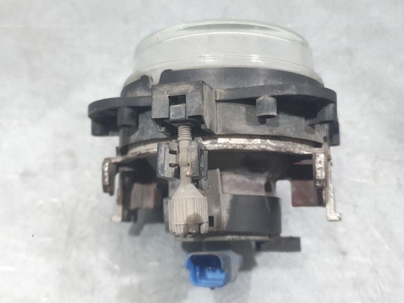 Recambio de faro antiniebla derecho para citroën xsara picasso (n68) 2.0 hdi referencia OEM IAM 9638225680 67721222 VALEO