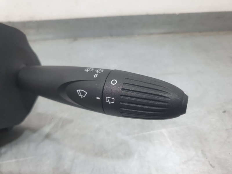 Recambio de mando luces y limpia para fiat 500 (312_) 1.2 lpg (312axa1a) referencia OEM IAM 7356746920  