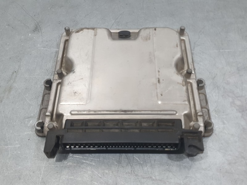 Recambio de centralita motor uce para citroën xsara picasso (n68) 2.0 hdi referencia OEM IAM 9635158480 0281010137 BOSCH