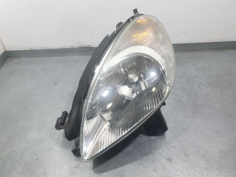 Recambio de faro izquierdo para citroën xsara picasso (n68) 2.0 hdi referencia OEM IAM 6204W0  