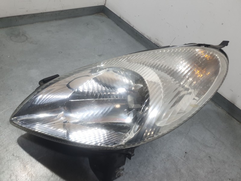 Recambio de faro izquierdo para citroën xsara picasso (n68) 2.0 hdi referencia OEM IAM 6204W0  