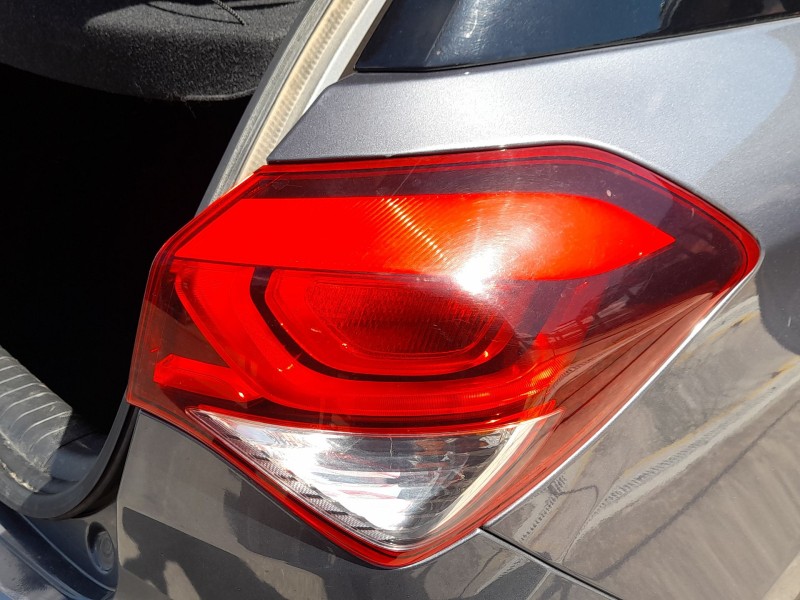 Recambio de piloto trasero derecho exterior para hyundai i20 ii (gb, ib) 1.2 referencia OEM IAM 92402C8200  