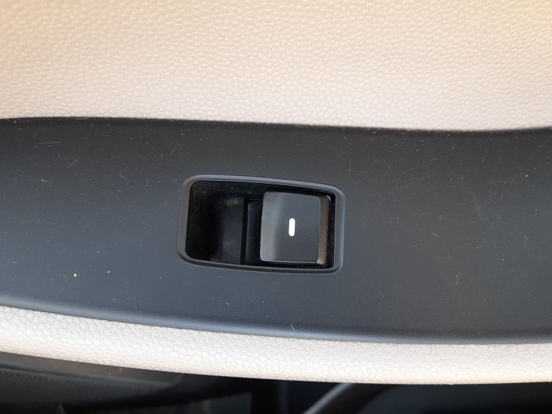 Recambio de mando elevalunas delantero derecho para hyundai i20 ii (gb, ib) 1.2 referencia OEM IAM 93580C83004X  