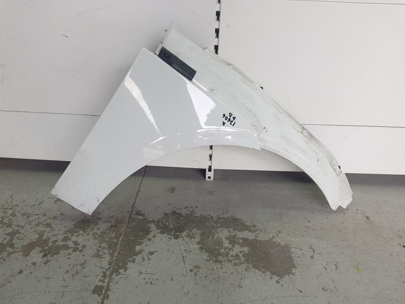 Recambio de aleta delantera derecha para porsche macan (95b) 3.0 s diesel referencia OEM IAM 95B821102DYGRV  