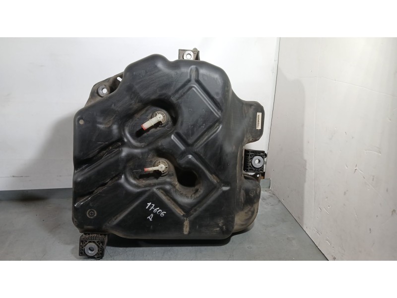 Recambio de deposito adblue para porsche macan (95b) 3.0 s diesel referencia OEM IAM 8R0131877N  4034701