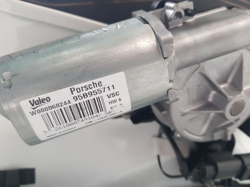 Recambio de motor limpia trasero para porsche macan (95b) 3.0 s diesel referencia OEM IAM 95B955711  