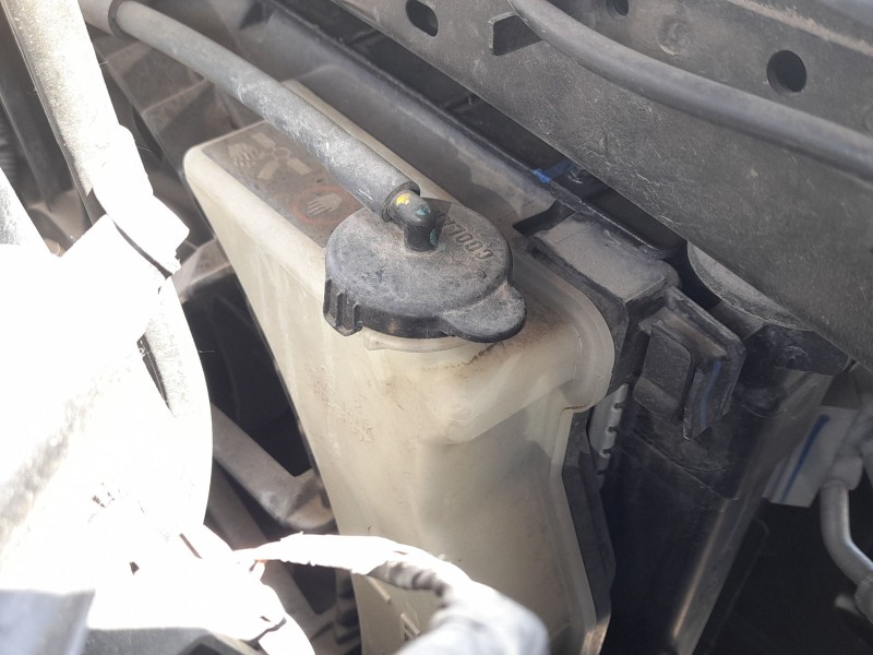 Recambio de radiador agua para hyundai i20 ii (gb, ib) 1.2 referencia OEM IAM 25310C8000  