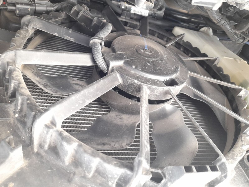 Recambio de electroventilador para hyundai i20 ii (gb, ib) 1.2 referencia OEM IAM 25380C8050  