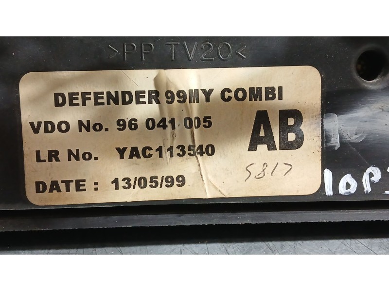 Recambio de cuadro instrumentos para land rover defender station wagon (l316, l315) 2.5 td5 4x4 (l316) referencia OEM IAM YAC113