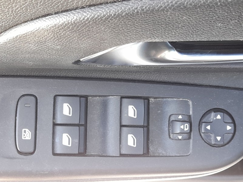 Recambio de mando elevalunas delantero izquierdo para opel corsa f (p2jo) 1.2 (68) referencia OEM IAM 96788281ZD  