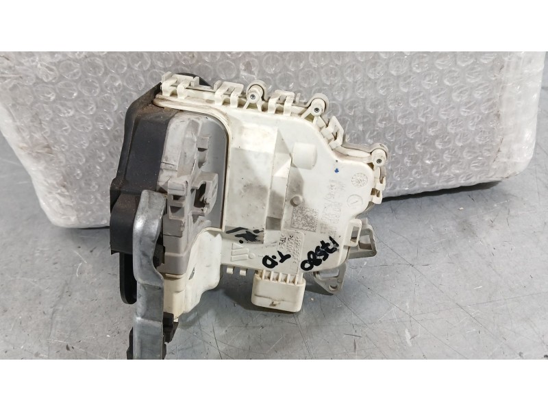 Recambio de cerradura puerta trasera derecha para audi q3 (8ub, 8ug) 2.0 tdi quattro referencia OEM IAM 8K0839016G  