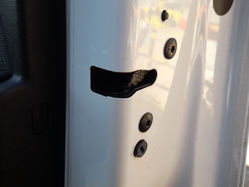 Recambio de cerradura puerta delantera derecha para opel corsa f (p2jo) 1.2 (68) referencia OEM IAM 9844412180  