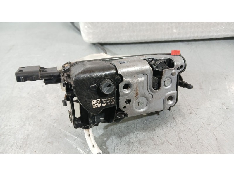 Recambio de cerradura puerta trasera derecha para peugeot 3008 ii suv (mc_, mr_, mj_, m4_) 1.5 bluehdi 130 referencia OEM IAM 98
