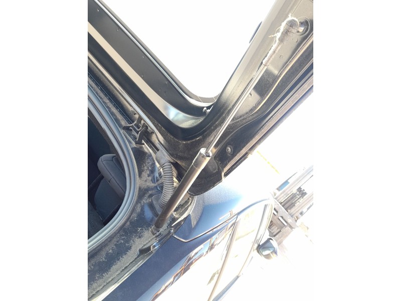 Recambio de amortiguadores maletero / porton para opel corsa f (p2jo) 1.2 (68) referencia OEM IAM 9831976680  