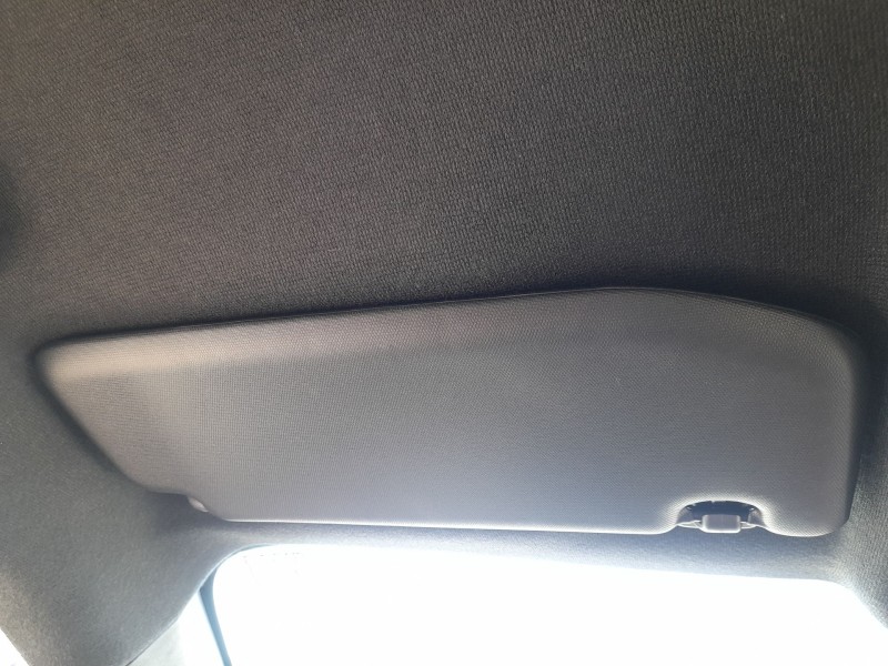 Recambio de parasol izquierdo para opel corsa f (p2jo) 1.2 (68) referencia OEM IAM 16576381ZD  