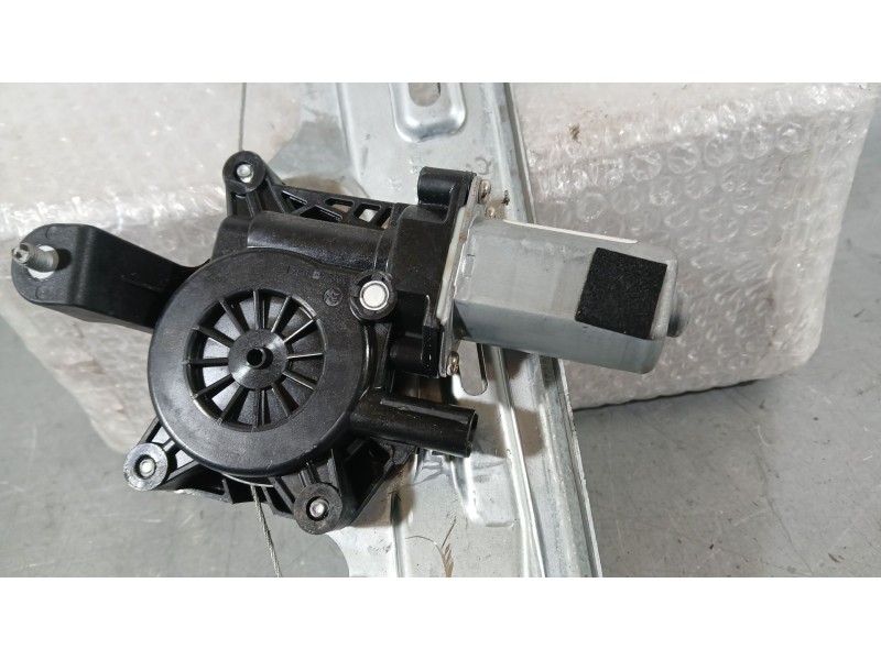 Recambio de elevalunas trasero derecho para fiat tipo hatchback (356_, 357_) 1.3 d (356hxh1a) referencia OEM IAM 52093914  71797