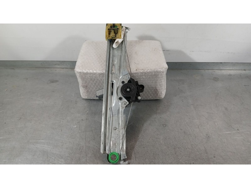 Recambio de elevalunas trasero derecho para fiat tipo hatchback (356_, 357_) 1.3 d (356hxh1a) referencia OEM IAM 52093914  71797