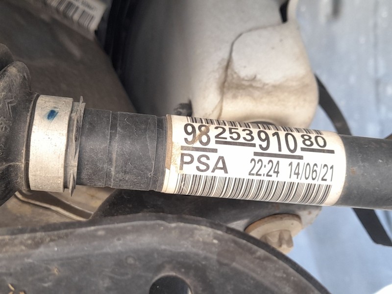 Recambio de transmision delantera izquierda para opel corsa f (p2jo) 1.2 (68) referencia OEM IAM 1647577280 9825391080 
