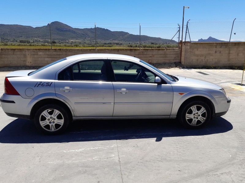 ford mondeo iii sedán (b4y) del año 2001