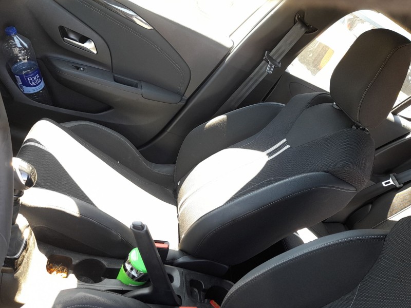 Recambio de asiento delantero derecho para opel corsa f (p2jo) 1.2 (68) referencia OEM IAM  C/AIRBAG 