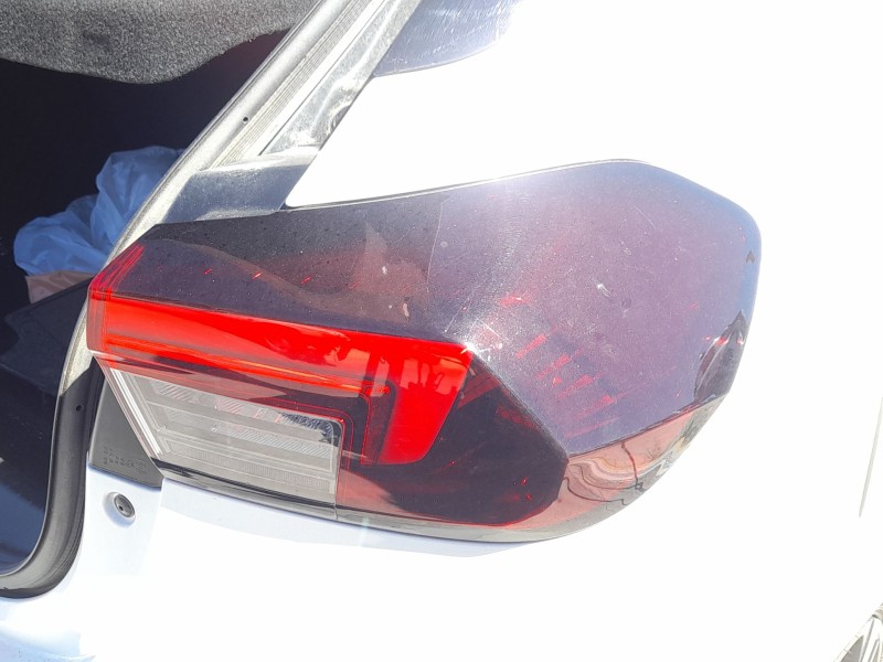 Recambio de piloto trasero derecho exterior para opel corsa f (p2jo) 1.2 (68) referencia OEM IAM 9829317880  