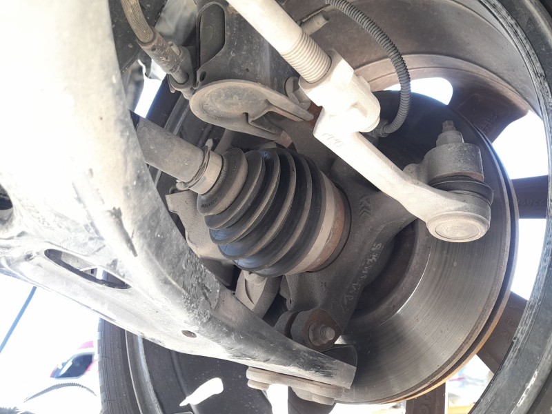 Recambio de mangueta delantera derecha para opel corsa f (p2jo) 1.2 (68) referencia OEM IAM 9826877980  
