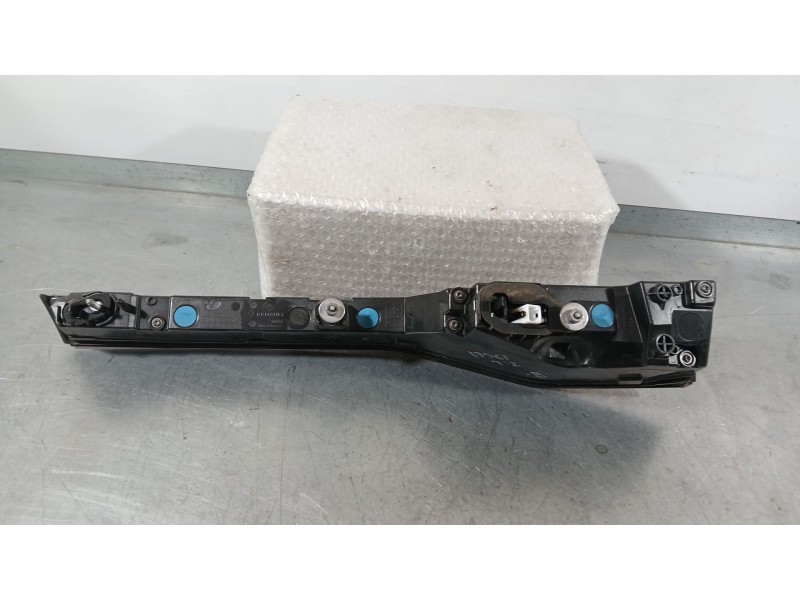 Recambio de piloto trasero izquierdo interior para renault megane e-tech suv ev60 referencia OEM IAM 265553457R  