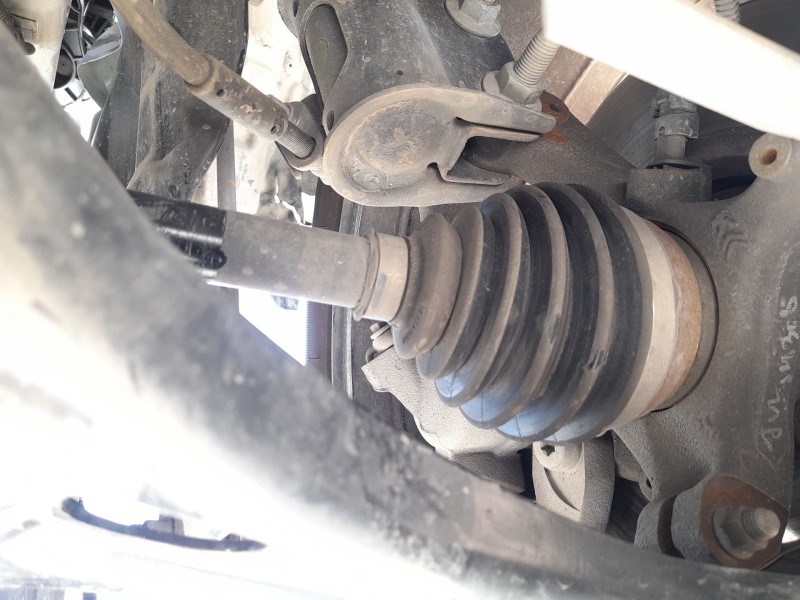 Recambio de transmision delantera derecha para opel corsa f (p2jo) 1.2 (68) referencia OEM IAM 1647577680 9825390980 