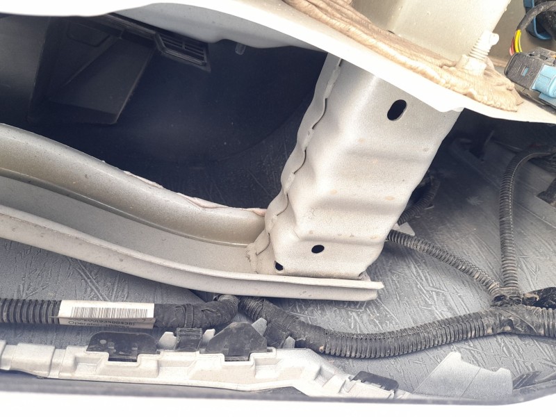 Recambio de refuerzo paragolpes trasero para opel corsa f (p2jo) 1.2 (68) referencia OEM IAM 9825456380  