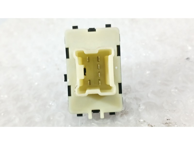 Recambio de mando elevalunas trasero izquierdo para renault zoe ze.40 electric intens referencia OEM IAM 254218614R  