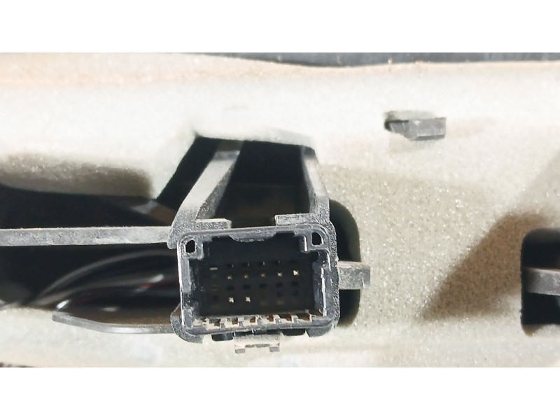 Recambio de retrovisor izquierdo para renault zoe (bfm_) zoe (bfmc, bfmd) referencia OEM IAM 963020639R ELECTRICO 7 PINS 