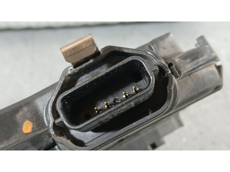 Recambio de cerradura puerta trasera izquierda para renault zoe ze.40 electric intens referencia OEM IAM 825037100R  40717235