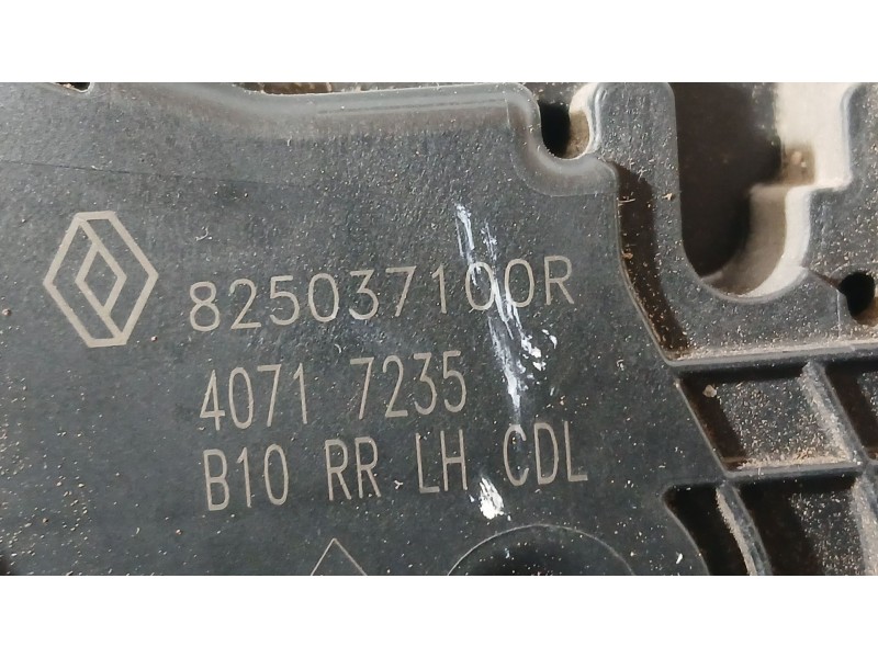 Recambio de cerradura puerta trasera izquierda para renault zoe ze.40 electric intens referencia OEM IAM 825037100R  40717235