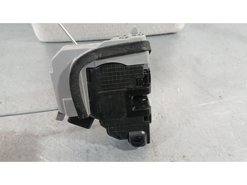 Recambio de cerradura puerta trasera derecha para hyundai i20 iii (bc3, bi3) 1.0 t-gdi referencia OEM IAM 81420Q0000  