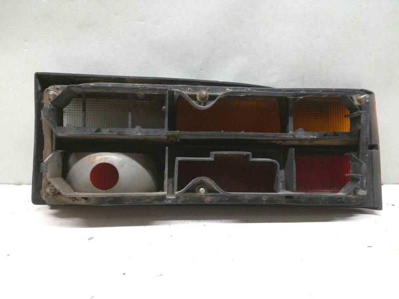 Recambio de piloto trasero izquierdo para audi 5000 referencia OEM IAM   