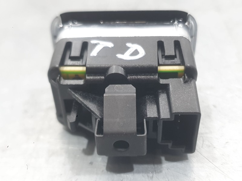 Recambio de mando elevalunas trasero derecho para mercedes-benz clase b sports tourer (w246, w242) b 200 cdi / d (246.208) refer