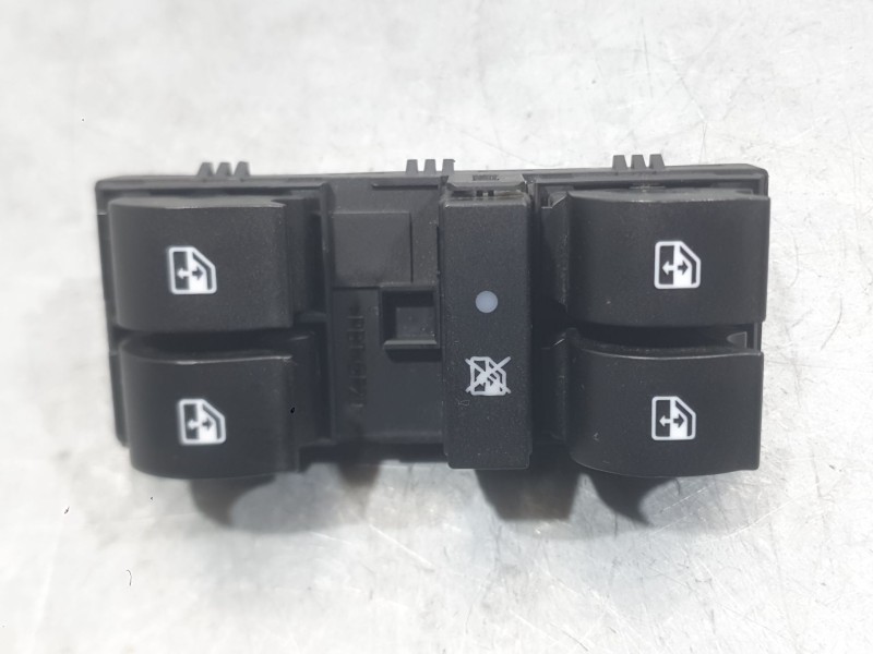 Recambio de mando elevalunas delantero izquierdo para fiat tipo station wagon (356_, 357_) 1.5 t4 hybrid referencia OEM IAM 7357