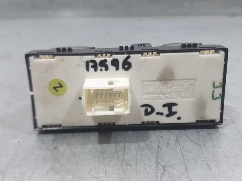 Recambio de mando elevalunas delantero izquierdo para fiat tipo station wagon (356_, 357_) 1.5 t4 hybrid referencia OEM IAM 7357