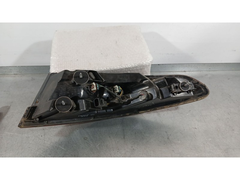 Recambio de piloto trasero izquierdo exterior para jaguar xf i (x250) 2.7 d referencia OEM IAM 239303 HELLA 