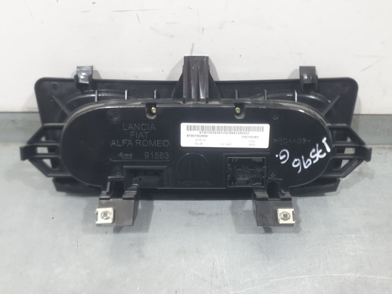 Recambio de mando climatizador para fiat tipo station wagon (356_, 357_) 1.5 t4 hybrid referencia OEM IAM 7357352030  