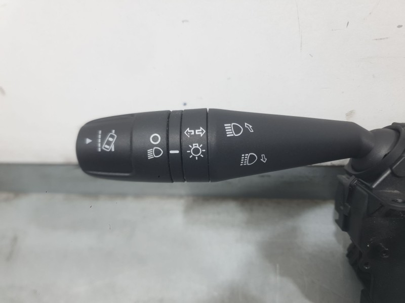 Recambio de mando luces y limpia para fiat tipo station wagon (356_, 357_) 1.5 t4 hybrid referencia OEM IAM 7357754170  