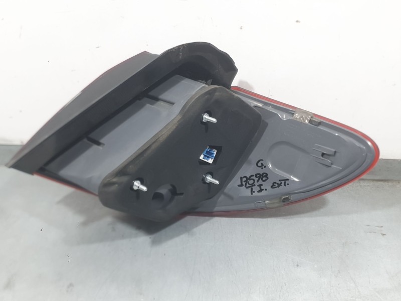 Recambio de piloto trasero izquierdo exterior para mercedes-benz clase b sports tourer (w246, w242) b 200 cdi / d (246.208) refe