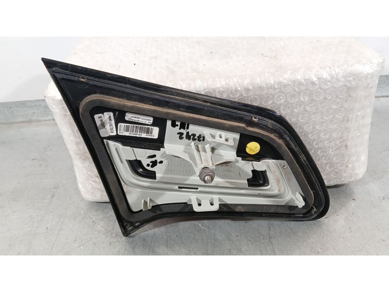 Recambio de piloto trasero derecho interior para citroën c4 ii (nc_) 1.6 bluehdi 100 referencia OEM IAM 9808624780 FALSO 