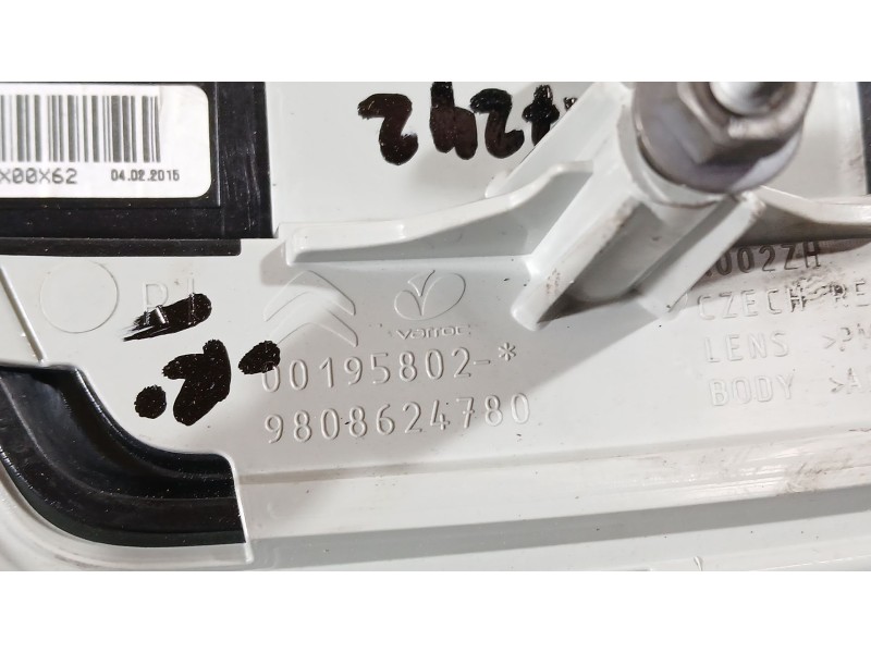 Recambio de piloto trasero derecho interior para citroën c4 ii (nc_) 1.6 bluehdi 100 referencia OEM IAM 9808624780 FALSO 