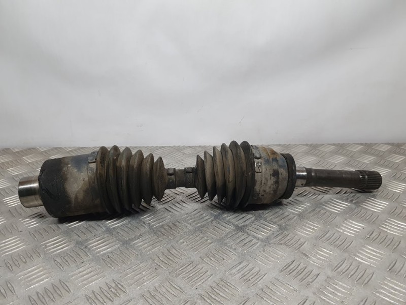 Recambio de transmision delantera izquierda para tata grand safari dicor 4x4 referencia OEM IAM SIN REF  