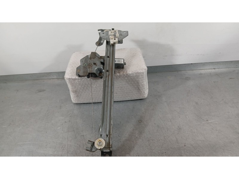 Recambio de elevalunas trasero izquierdo para renault zoe ze.40 electric intens referencia OEM IAM 827218510R ELECTRICO 2 PINS 1