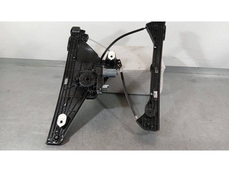 Recambio de elevalunas delantero derecho para opel corsa f (p2jo) 1.2 (68) referencia OEM IAM 9829043380 6 PINS 