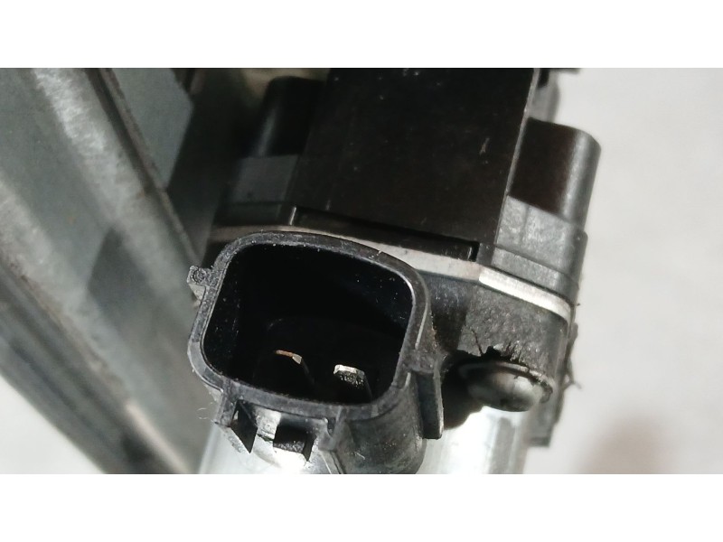 Recambio de elevalunas delantero izquierdo para renault zoe (bfm_) zoe (bfmc, bfmd) referencia OEM IAM 807211245R 2 PINS 