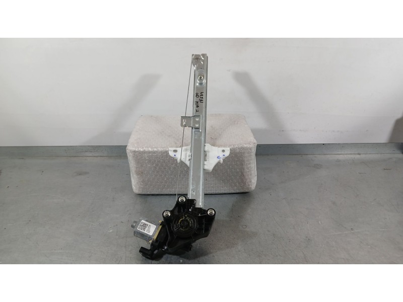 Recambio de elevalunas trasero derecho para hyundai i20 iii (bc3, bi3) 1.0 t-gdi referencia OEM IAM 82460Q0000 2 PINS 1130186428