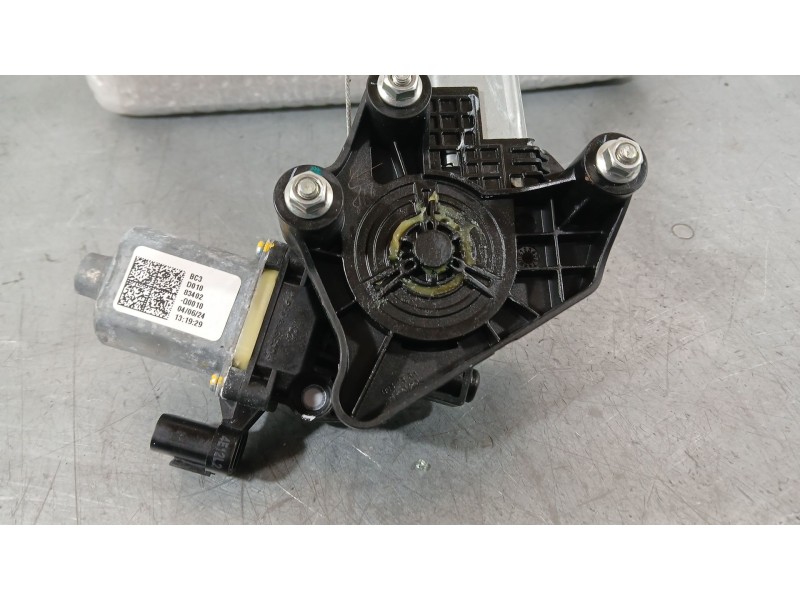 Recambio de elevalunas trasero derecho para hyundai i20 iii (bc3, bi3) 1.0 t-gdi referencia OEM IAM 82460Q0000 2 PINS 1130186428